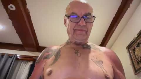 Snapshot of eddelmar chatting on 03.22.26 eddelmar online show from 03.22.26