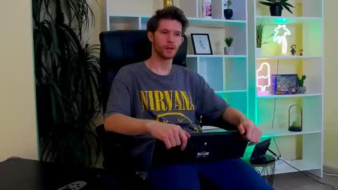 Snapshot of eddie_baker chatting on 04.29.26 eddie_baker online show from 04.29.26