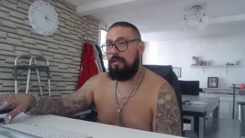 Snapshot of edgarram83 chatting on 11.04.25 edgarram83 online show from 11.04.25