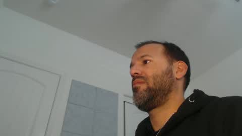 Snapshot of edge_masters chatting on 12.11.24 EdgeM online show from 12.11.24