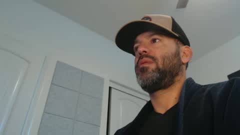 Snapshot of edge_masters chatting on 01.02.25 EdgeM online show from 01.02.25