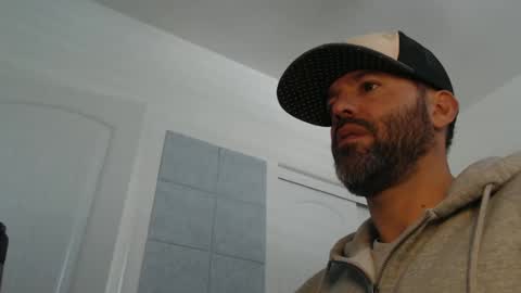 Snapshot of edge_masters chatting on 02.09.25 EdgeM online show from 02.09.25