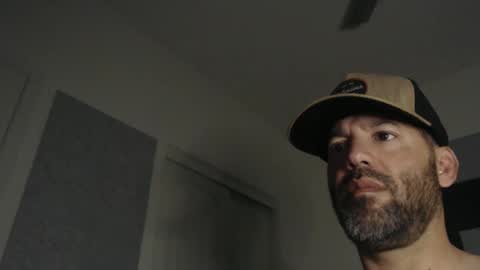 Snapshot of edge_masters chatting on 02.24.25 EdgeM online show from 02.24.25