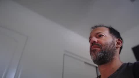 Snapshot of edge_masters chatting on 12.22.25 EdgeM online show from 12.22.25