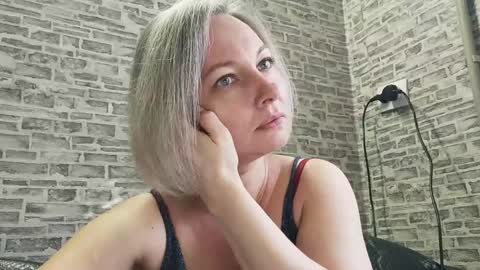 edithmanning online show from 01.05.25