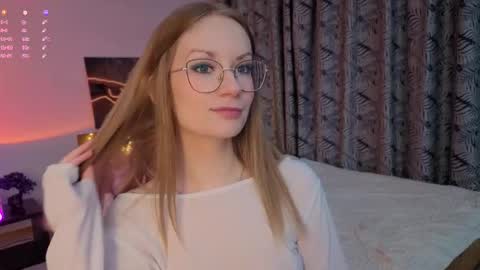 Snapshot of edlin_gail chatting on 10.13.25 Edlin Gali online show from 10.13.25