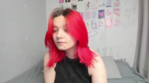 Snapshot of edna_dana chatting on 01.24.25 Edna online show from 01.24.25