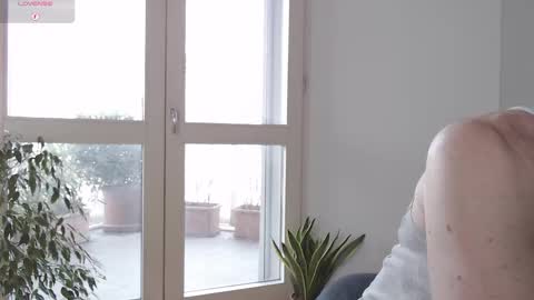 Edo Silver online show from 03.12.25