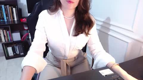 Snapshot of eduard_amun chatting on 10.01.25 eduard_amun online show from 10.01.25