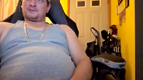 Snapshot of edwardaims_2please chatting on 11.12.25 edwardaims_2please online show from 11.12.25