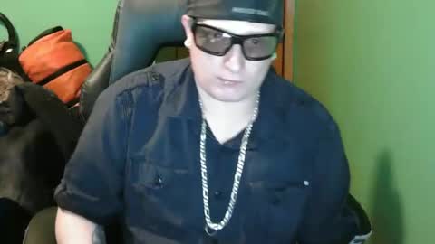 edwardaims_2please online show from 04.09.26