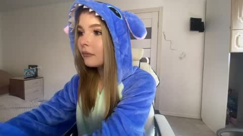 Lili online show from 05.16.26