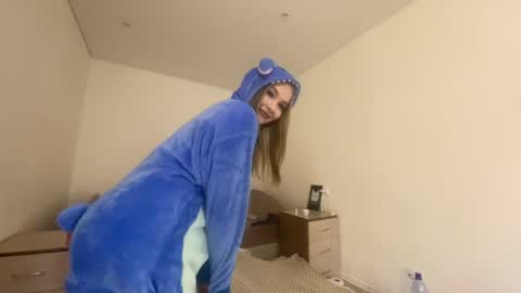 Lili online show from 05.23.26