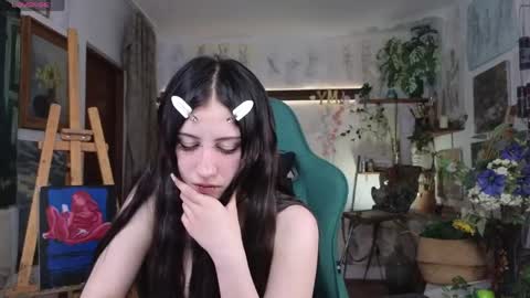 Snapshot of effiemeowley chatting on 05.29.26 effiemeowley online show from 05.29.26