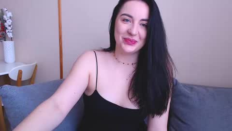 Effy online show from 01.10.25