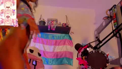 effy_marinn online show from 10.06.25