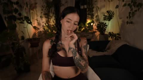 Effy online show from 04.28.26