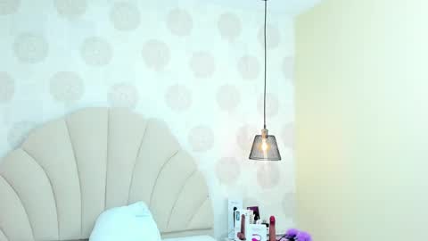 Snapshot of effystonnem chatting on 01.03.25 E F F Y online show from 01.03.25