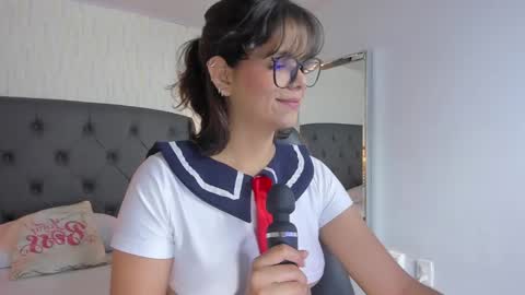 Snapshot of effystonnem chatting on 02.27.25 E F F Y online show from 02.27.25