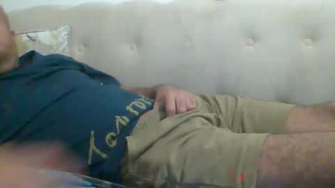 Snapshot of egyman2022 chatting on 12.20.25 Im momo 35 Egyptian at Dubai online show from 12.20.25