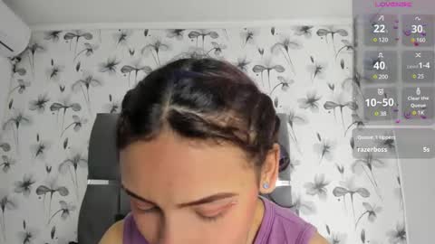 Snapshot of ehotloveaxxx chatting on 02.11.25 Valery online show from 02.11.25