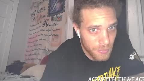 Snapshot of ehusband chatting on 05.18.26 Ace Wit Da Face online show from 05.18.26