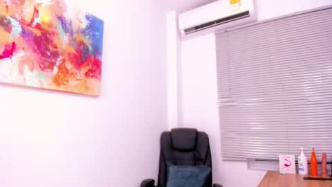 eileenn tanihara online show from 02.20.26