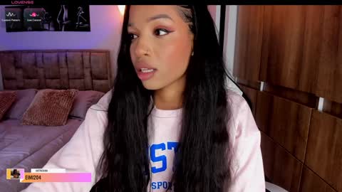 Snapshot of eimi_space chatting on 01.05.25 eimi online show from 01.05.25