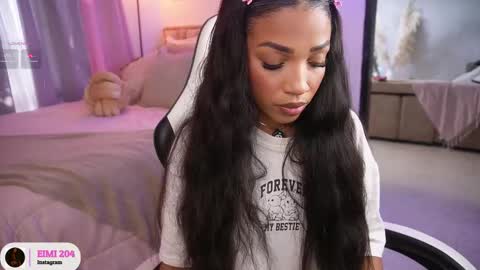 Snapshot of eimi_space chatting on 10.13.25 eimi online show from 10.13.25