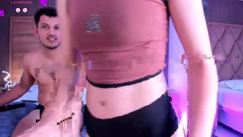 YG COUPLE online show from 03.30.26