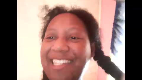 Eirondra Valeen online show from 11.29.25