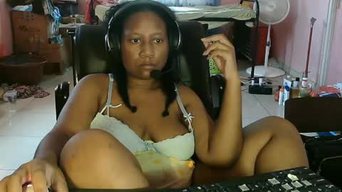 Eirondra Valeen online show from 04.17.26