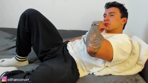 Snapshot of eithanconor1 chatting on 02.20.26 EITHAN CONOR online show from 02.20.26