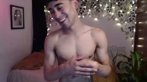 xoxo online show from 12.19.24