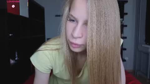 Snapshot of el1s_evans chatting on 07.01.26 please read my bio there is information about private shows and about my personality online show from 07.01.26