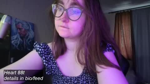 If you like it when I meow give me a thumbs up online show from 02.10.25