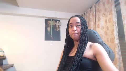 Ela  Help me reach 100 thumbs up online show from 01.14.25