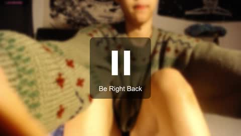 Ela  Help me reach 100 thumbs up online show from 02.03.25