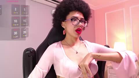 ElaineLaurent online show from 05.23.26