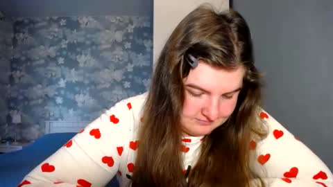 Elanis online show from 02.20.25