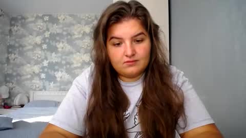 Elanis online show from 09.30.25