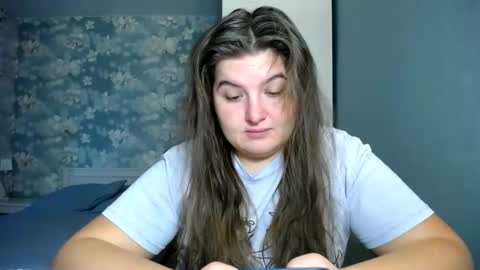 Elanis online show from 11.16.25