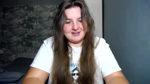 Elanis online show from 02.06.26