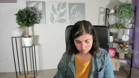 Snapshot of elara_starfall chatting on 06.29.26 Marta online show from 06.29.26