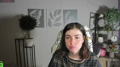 Snapshot of elara_starfall chatting on 07.08.26 Marta online show from 07.08.26