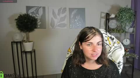 Snapshot of elara_starfall chatting on 07.14.26 Marta online show from 07.14.26