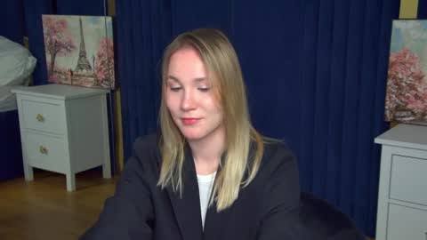 elaravoltage online show from 03.31.26