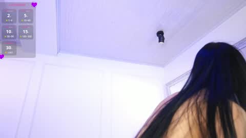 Elasummeer online show from 01.24.25