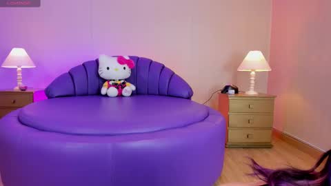      - online show from 03.05.25