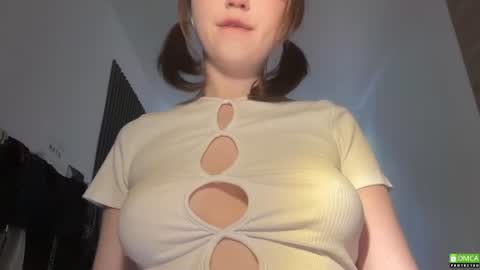 Snapshot of electric_woman chatting on 07.04.26 Aleksa online show from 07.04.26